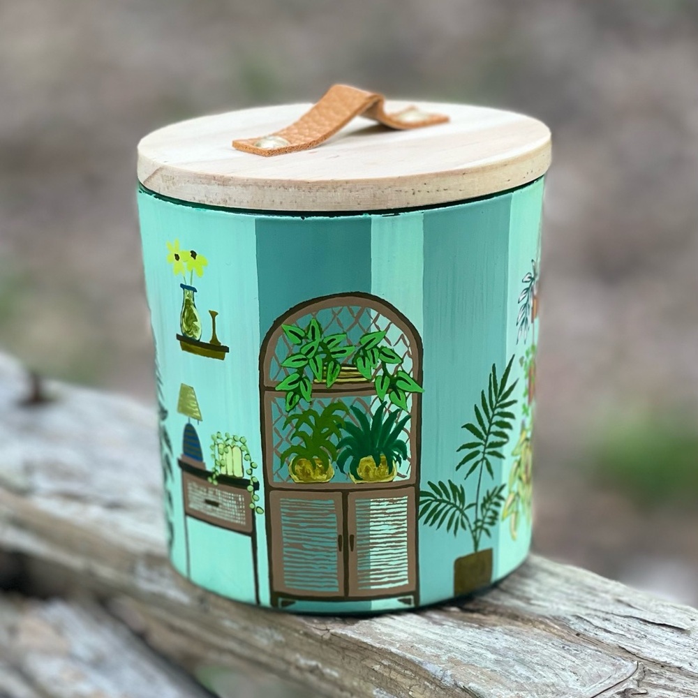 Handpainted jar with Bamboo lid